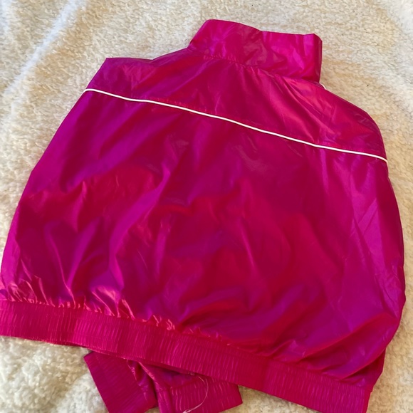 PUMA Women's Iconic T7 Woven Track Jacket ( brand new without tags) - Picture 4 of 6